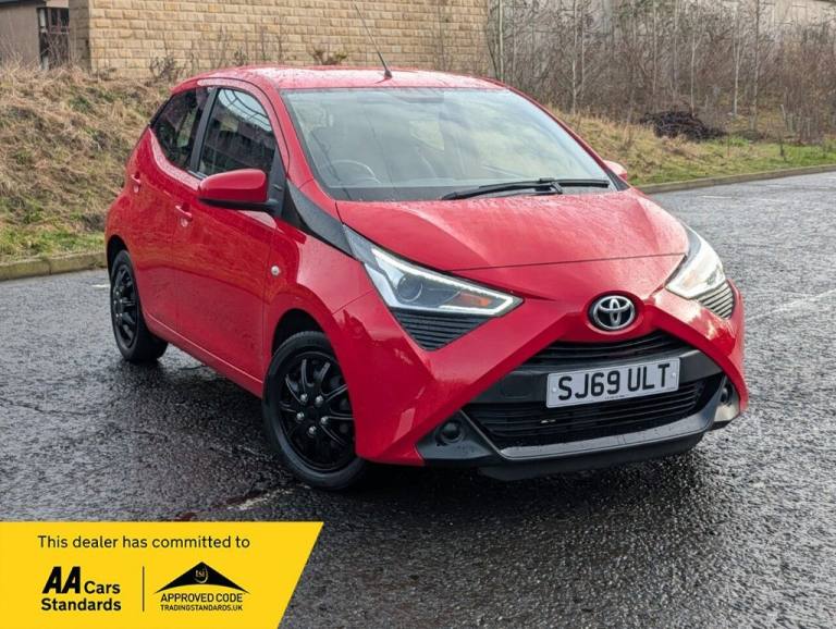 2020 Toyota AYGO 1.0 VVT-i x-play Hatchback 5dr Petrol Manual Euro 6 (71 ps) Hatchback Petrol Manual
