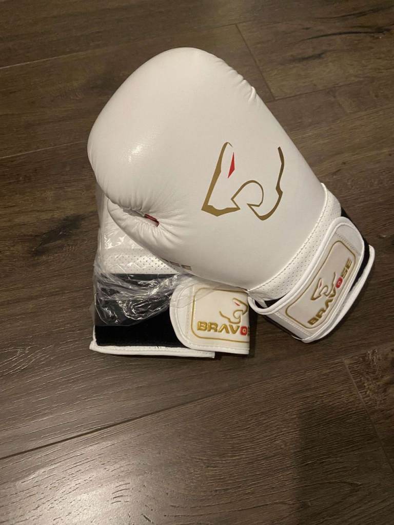 Bravose Alpha 16oz Boxing Gloves White red and Gold Designed -  NEW with tags
