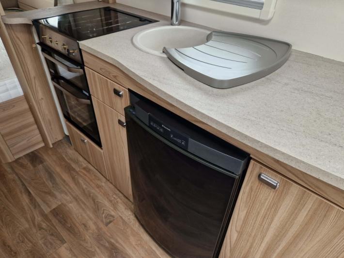 2017 Sprite Quattro FB Used Caravan