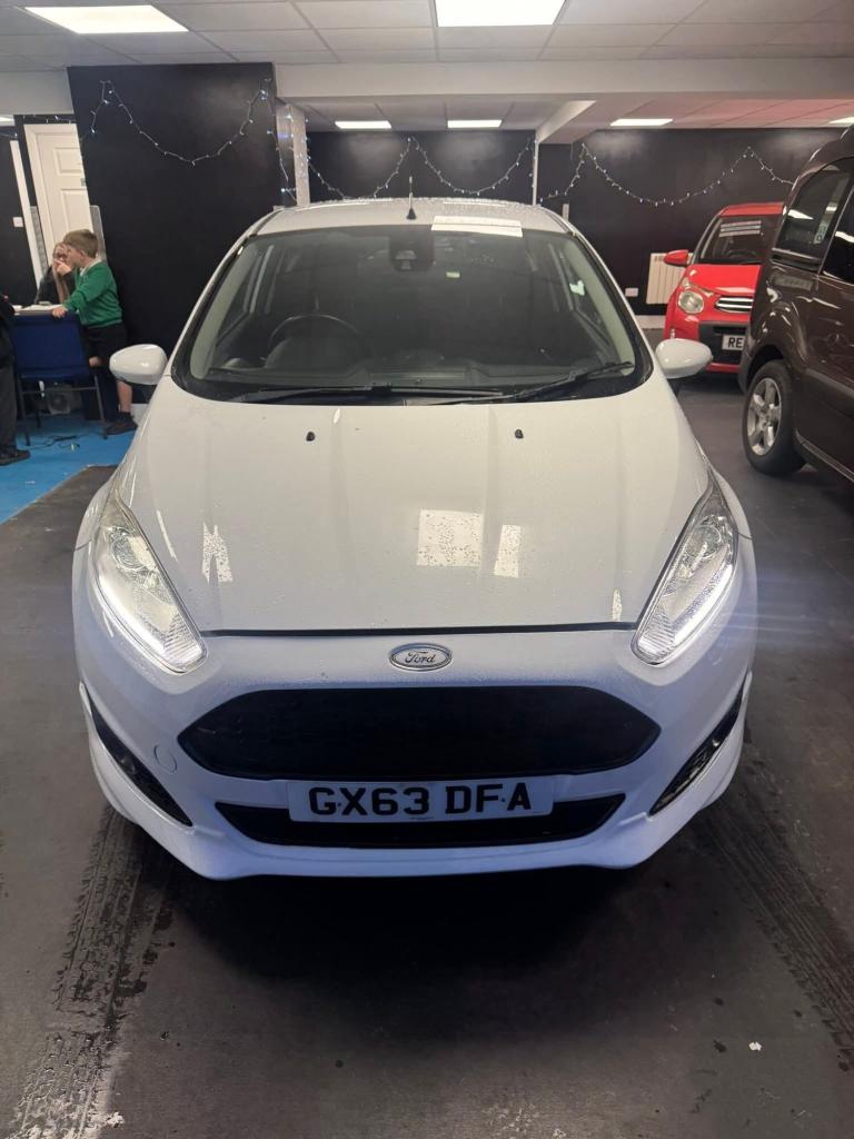 2013 Ford Fiesta 1.0 EcoBoost 125 Titanium 3dr HATCHBACK Petrol Manual