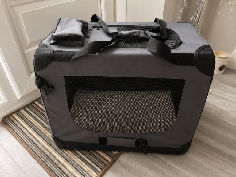 Pet Carry Case Brand New 
