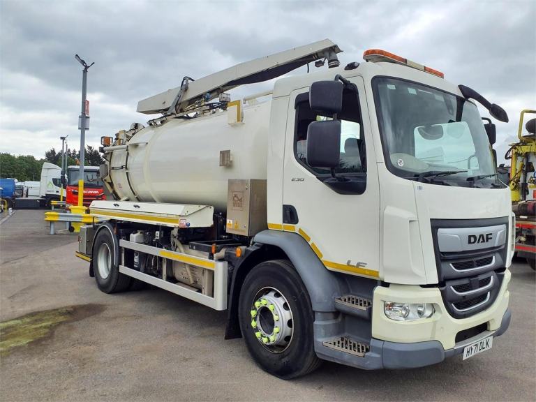 2021 DAF TRUCKS LF 230 WHALE COMBINATION GULLY , ONLY 60,821 KM