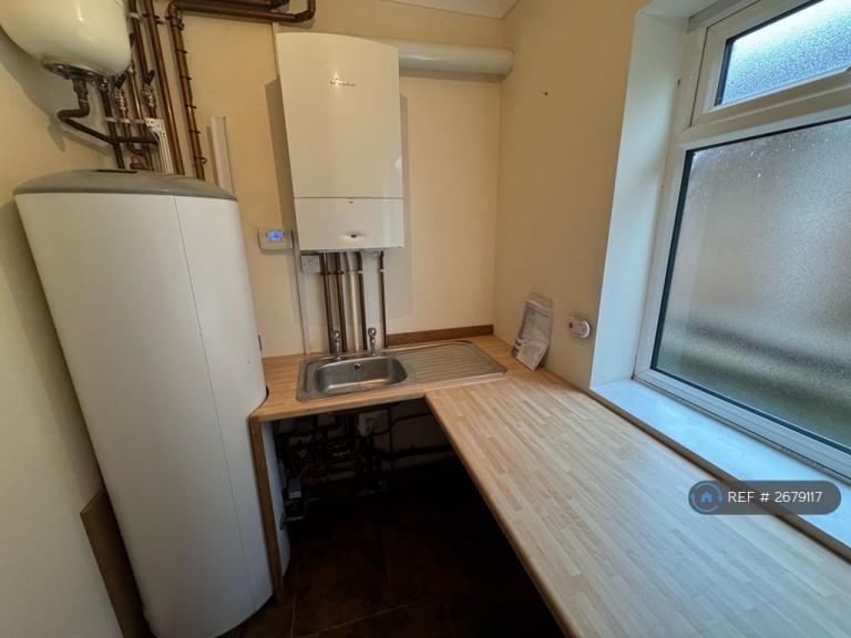 4 bedroom house in Rattle Road, Westham, Pevensey, BN24 (4 bed) (#2679117)