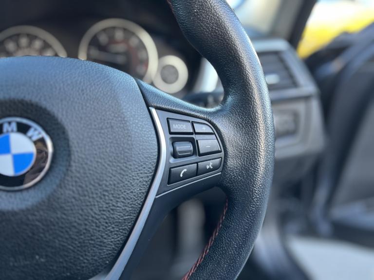 BMW 3 SERIES 2.0 320d Sport Saloon 2015