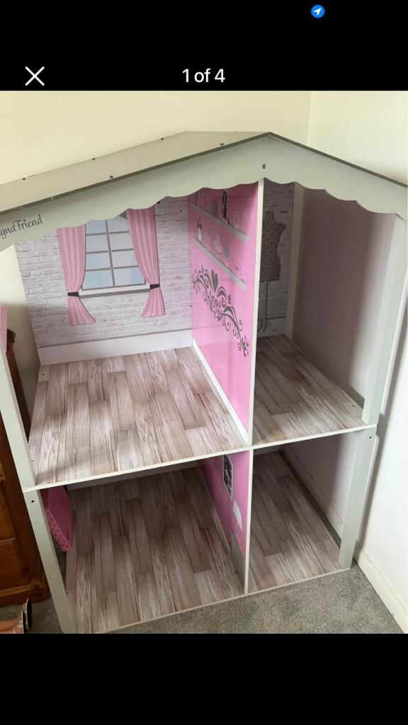 Beautiful Designer Friends Dolls House 