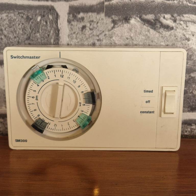 Switchmaster SM300 Central Heating Programmer Timer Controller Invensys Climate Controls