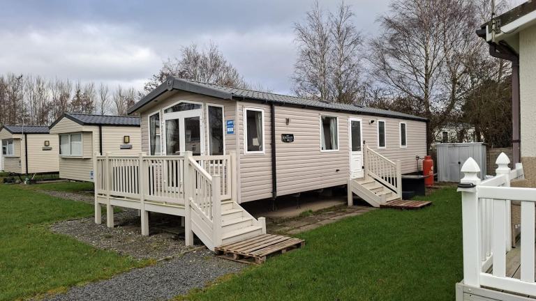 2014 SWIFT BORDEAUX 40X12FT • 3 BED • DG • CH • STATIC CARAVAN • OFF-SITE SALE