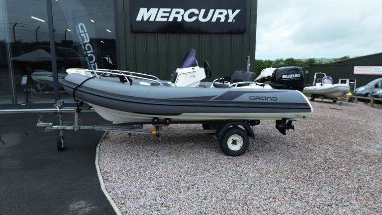 Grand Inflatable Rib Boat with Suzuki 40hp Outboard 