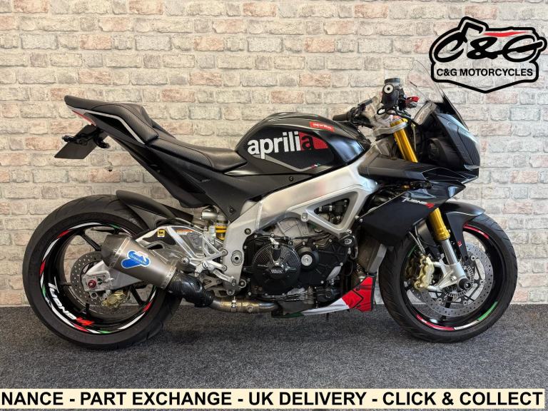 2011 Aprilia Tuono V4 1100 R APRC - Lovely spec - 12 month mot 