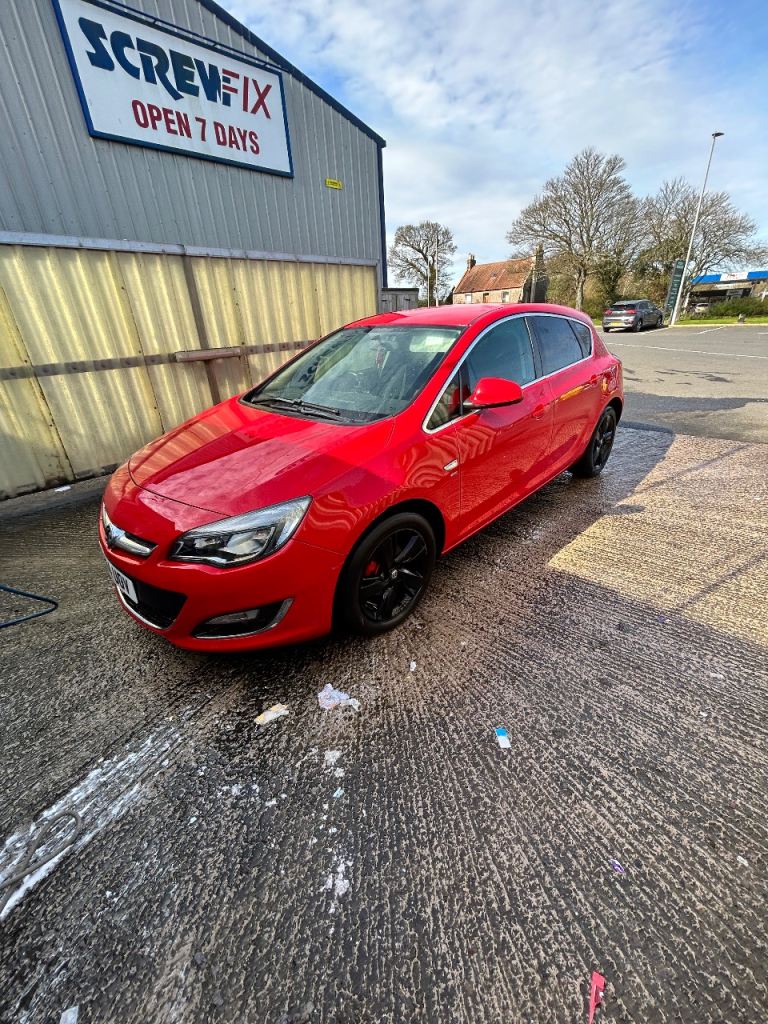 2014 Astra 1.4 cheap insurance great car 0 problems 30 day warranty 