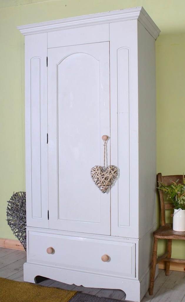 image for Delivery Options - Shabby Chic Pine Wardrobe With Hanging Rail & 1 Drawer