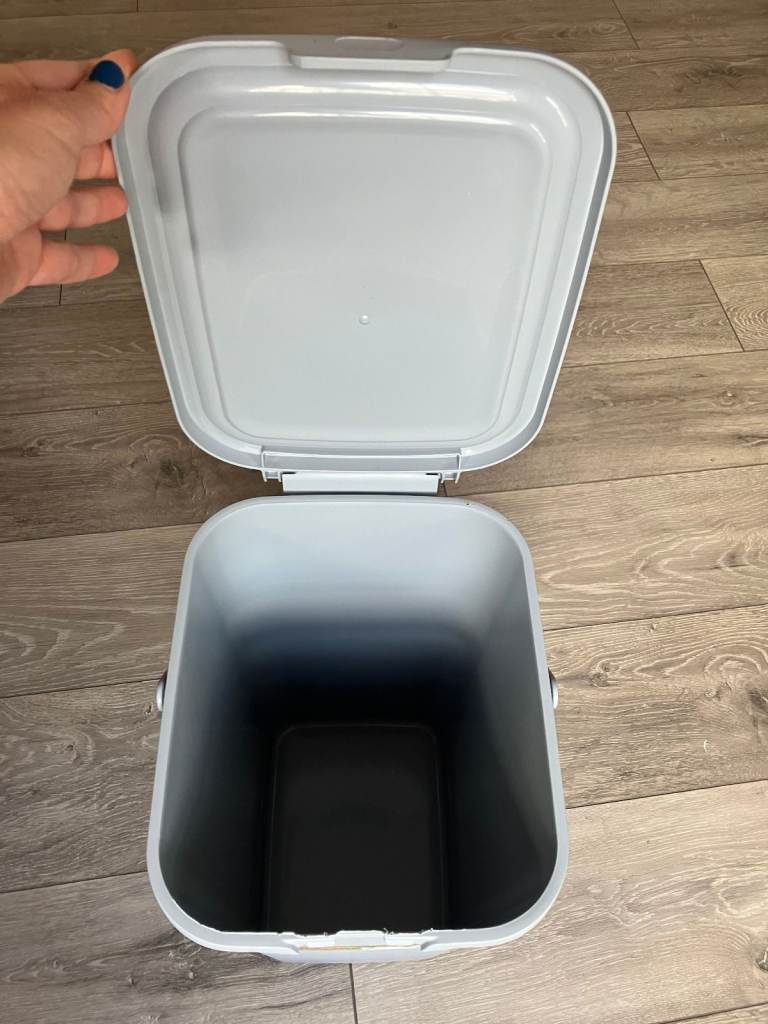 Addis Eco Range Kitchen Caddy Bin – as good as new