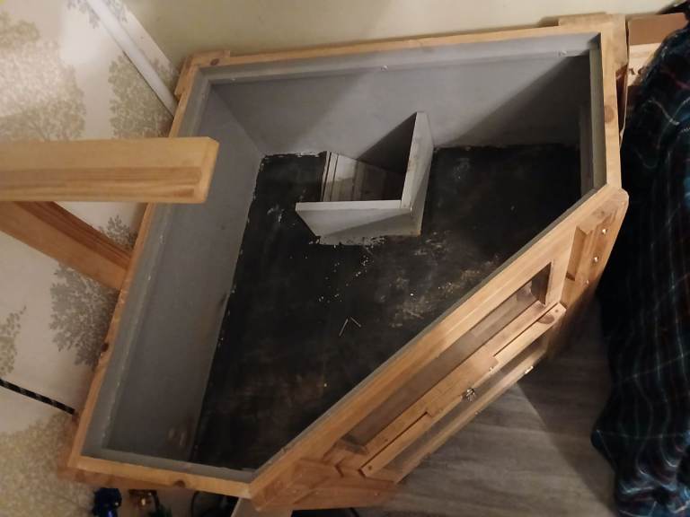 Tortoise table