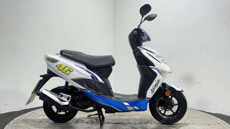 Lexmoto Echo 2019 NON RUNNING 50CC PROJECT SCOOTER SPARES OR REPAIR
