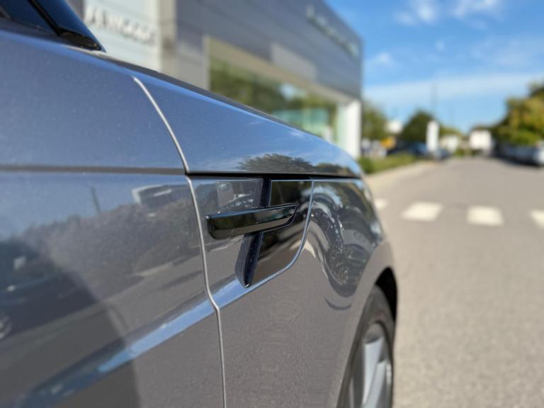 2024 Land Rover Range Rover Sport 3.0 D300 MHEV Dynamic SE SUV 5dr Diesel Auto 4WD Euro 6 (s/s) (...