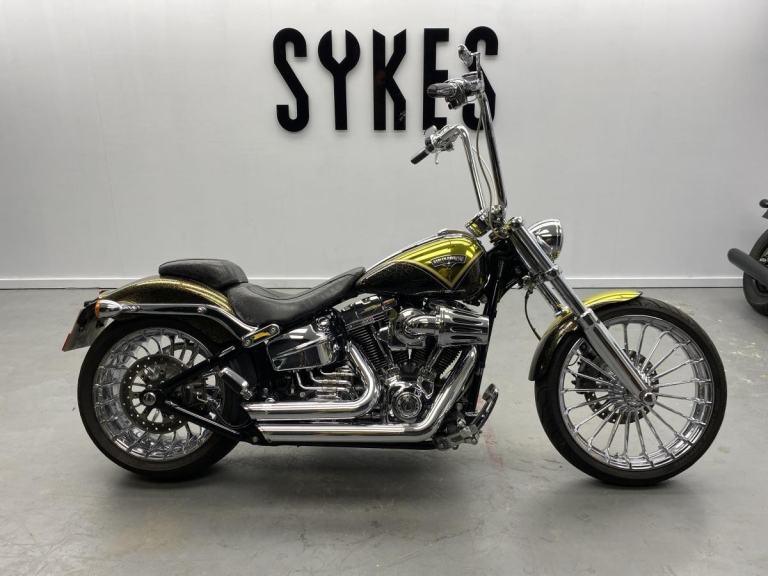 2013 Harley-Davidson FXSBSE  Softail CVO Breakout 