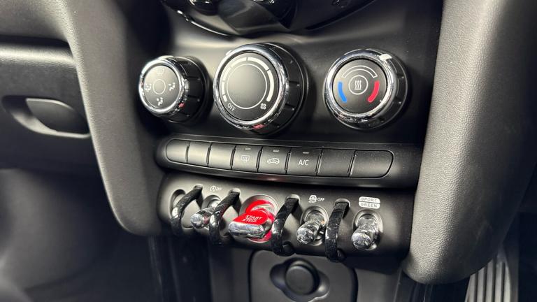 2022 MINI Hatch 1.5 Cooper Sport 5dr Petrol Hatchback Hatchback Petrol Manual