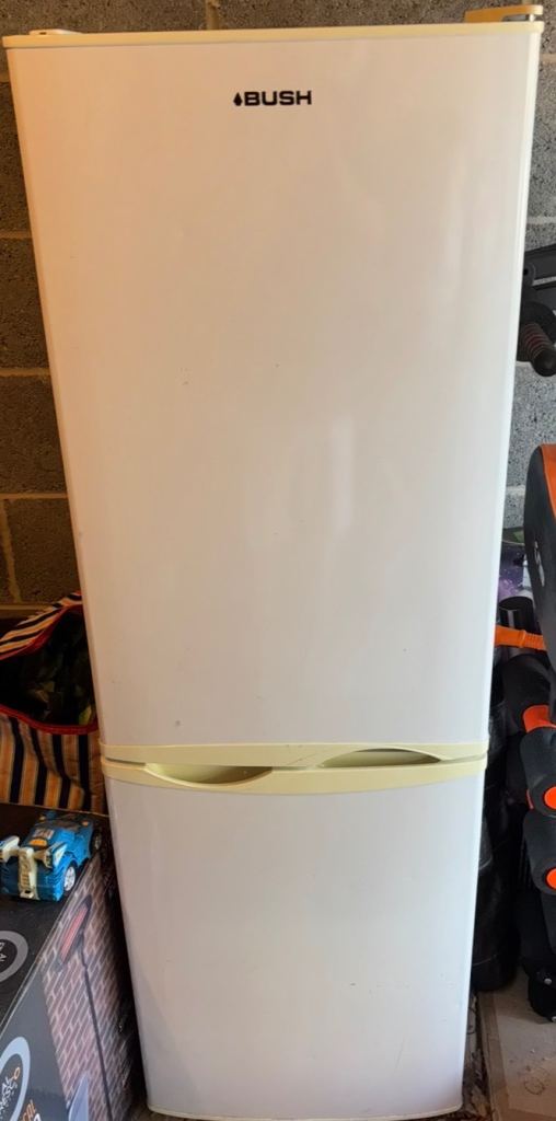Bush Fridge Freezer - White, Good Condition