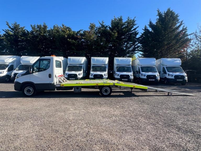 2018 Iveco Daily 70C18 BEAVERTAIL NA DIESEL Automatic
