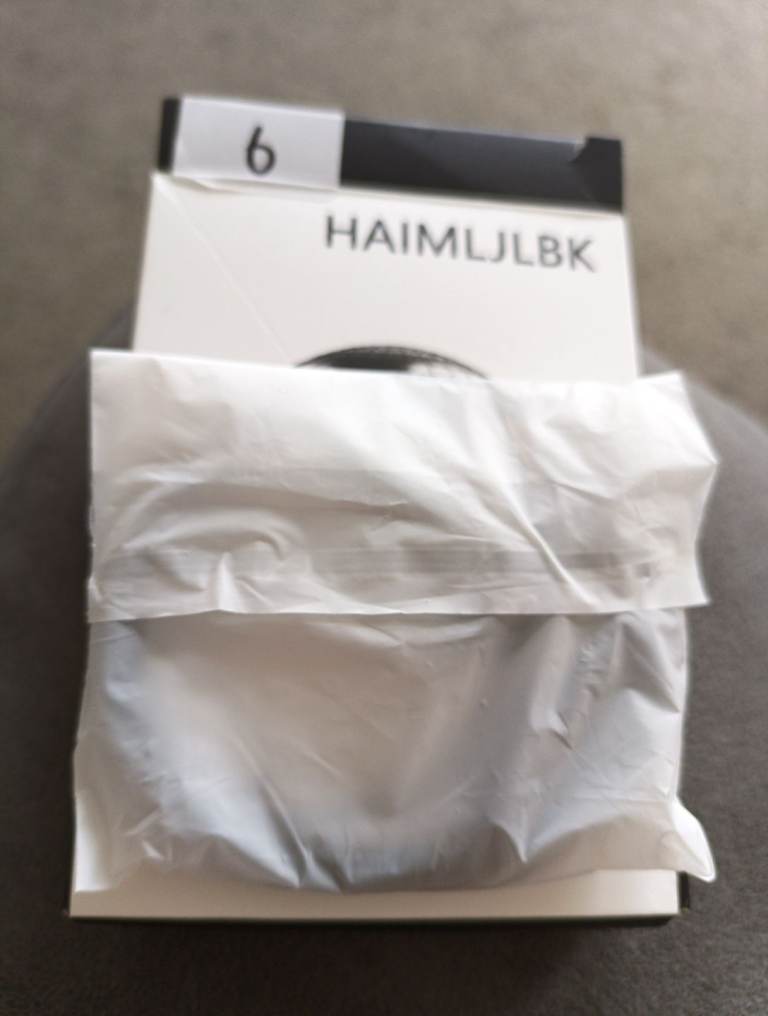 USB C Earbuds brand unopened