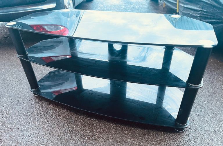 Black glass tv stand