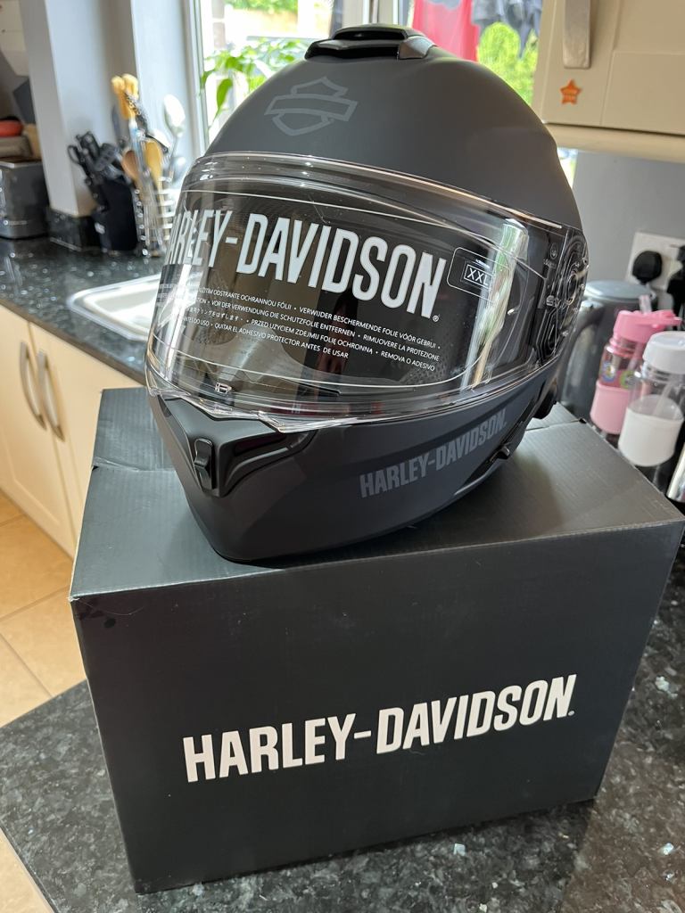 Harley Davidson outrush helmet matte black