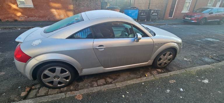 Audi, 2001, 1781 (cc)