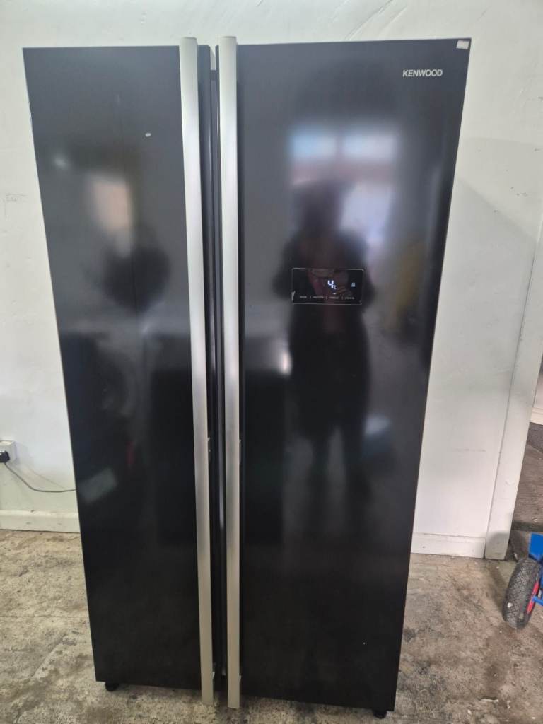 Kenwood American Style Fridge Freezer – Brand New – £499