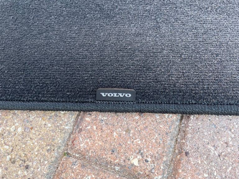 Genuine Volvo XC 60 car boot mat
