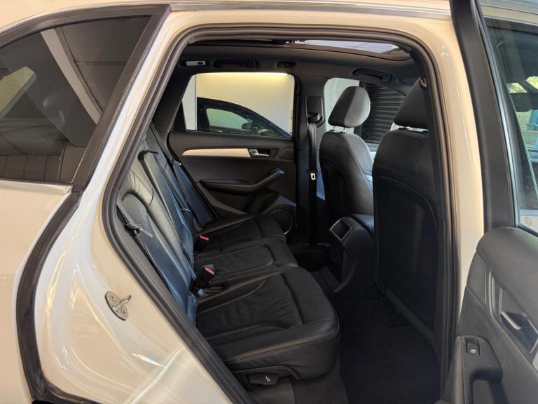 2010 Audi Q5 2.0 TDI S line Special Edition S Tronic quattro Euro 5 5dr ESTATE Diesel Automatic