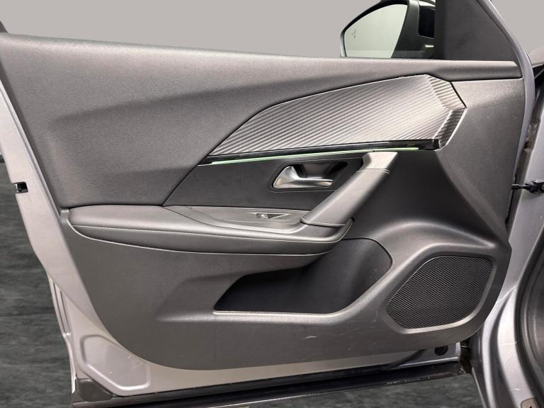 2022 Peugeot 2008 100kW GT 50kWh 5dr Auto HATCHBACK ELECTRIC Automatic