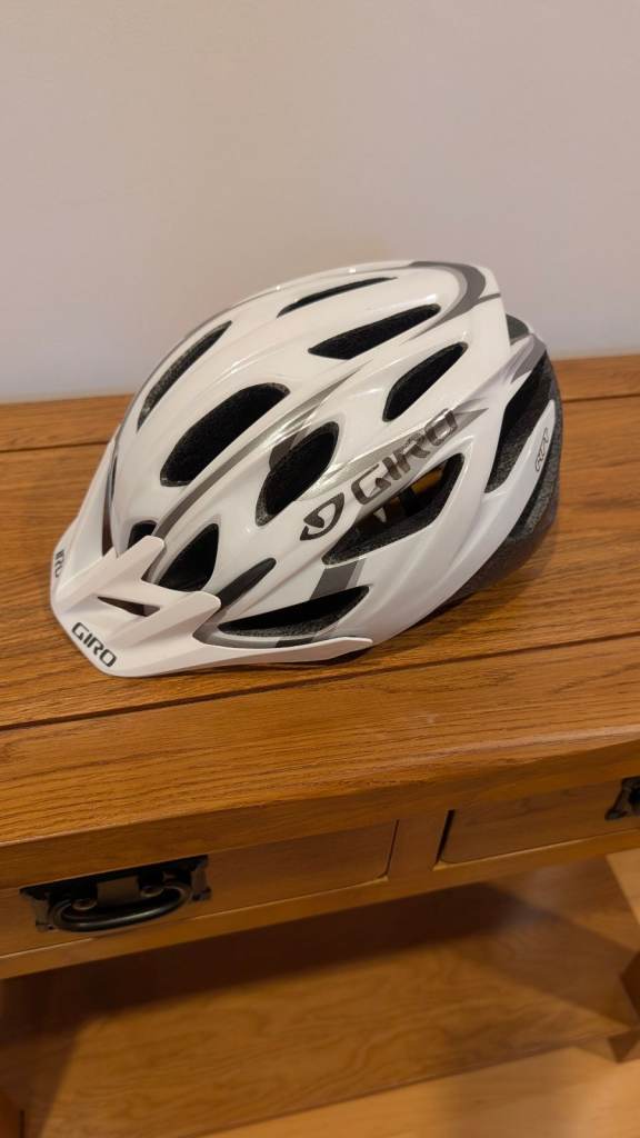 Giro mtb/road bike helmet