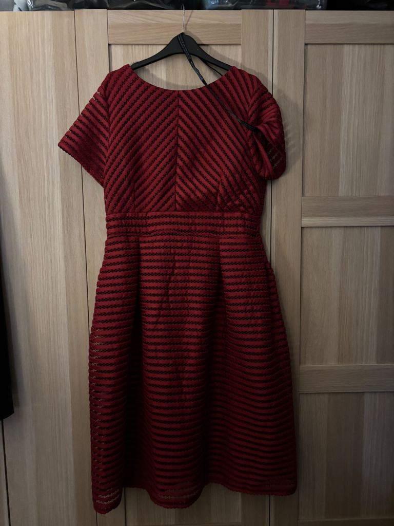 Boohoo boutique dress 