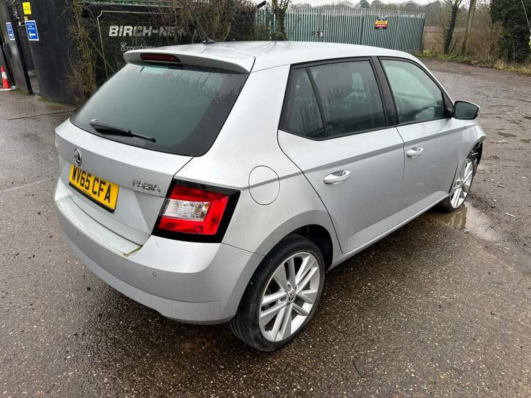 2015 SKODA FABIA BREAKING SPARES PARTS