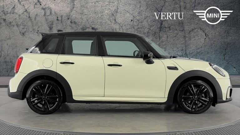 2022 MINI Hatch 1.5 Cooper Sport 5dr Petrol Hatchback Hatchback Petrol Manual