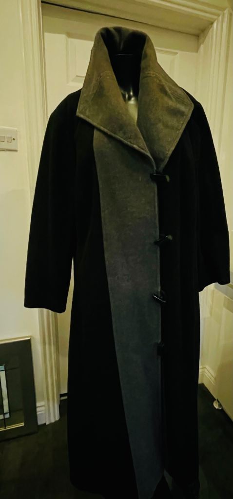 Ladies Winter Coat size 22 Windsmoor