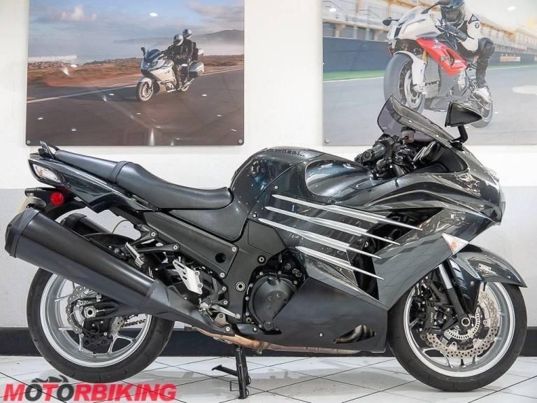 2017 (17) Kawasaki ZZR1400 - A striking colour scheme & a fantastic example!!