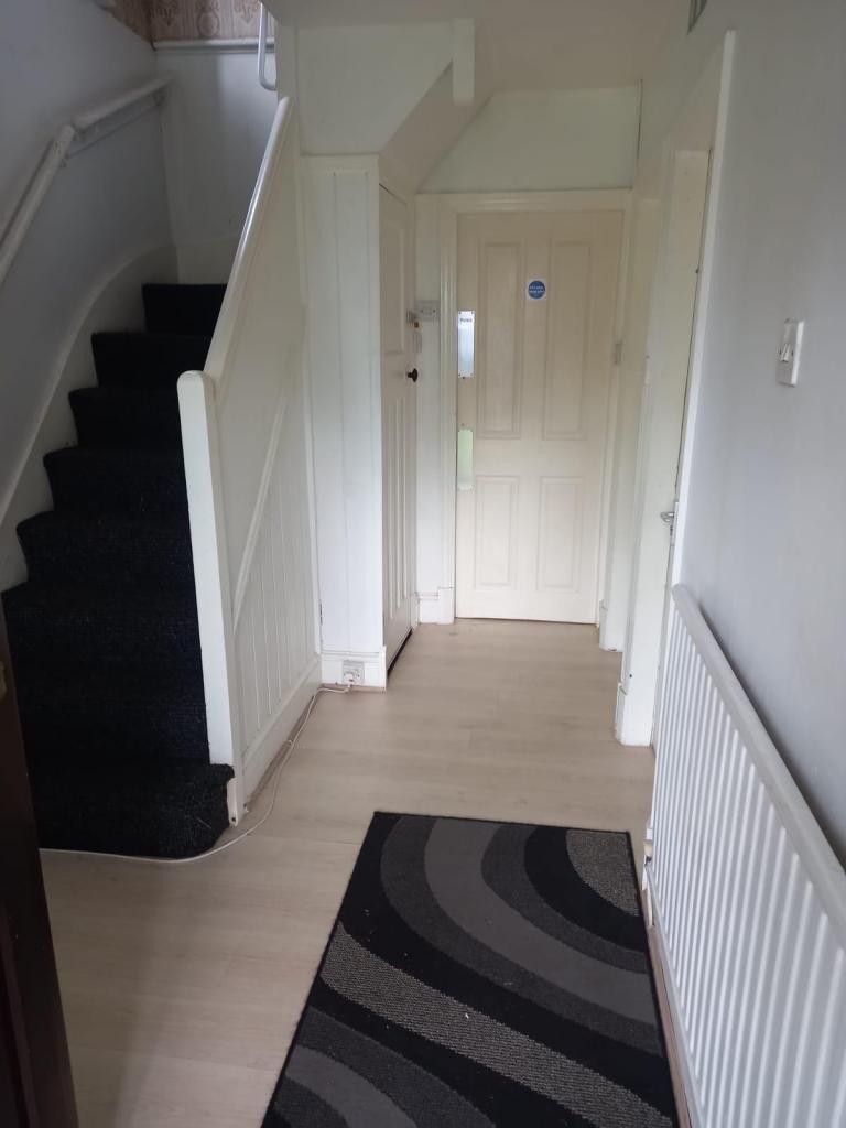 Rooms to let shared accommodation 