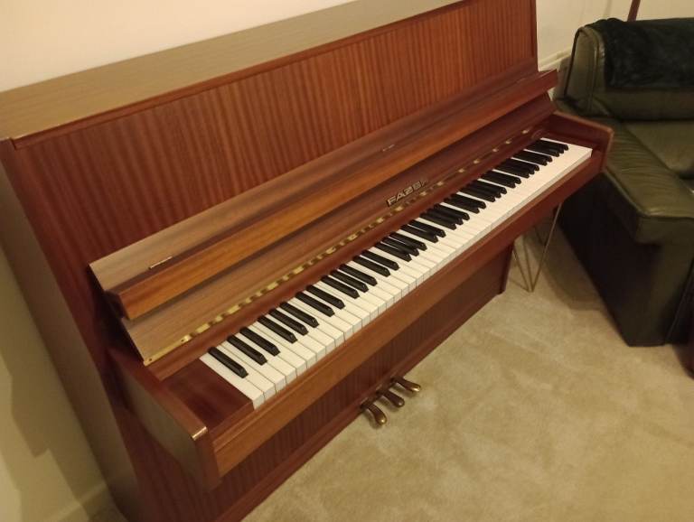 Fazer upright piano 