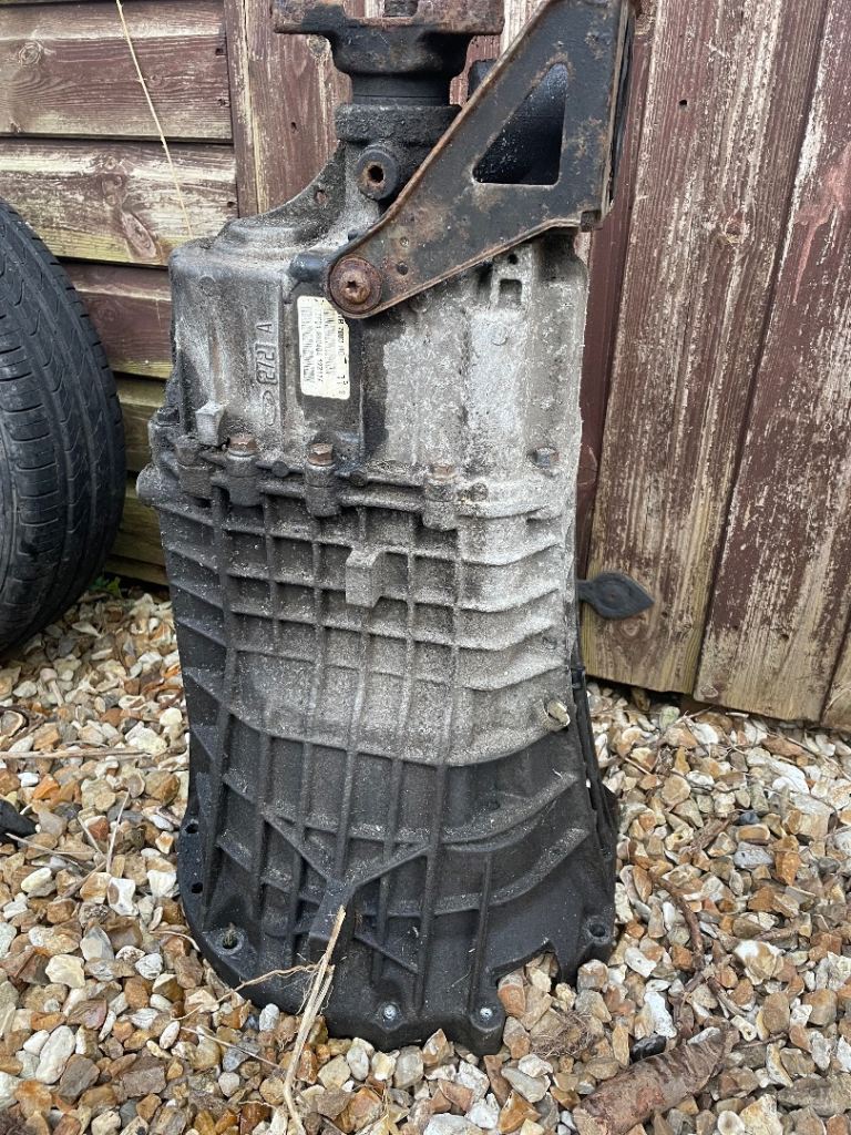 Ford Transit MK6 2.4 TDDi Gearbox & Clutch Assembly