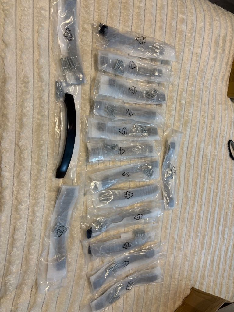 160mm SQ HANDLE BR BRONZE KITCHEN HANDLES