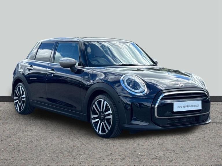 MINI HATCHBACK 1.5 Cooper Exclusive Premium Plus 5dr Auto