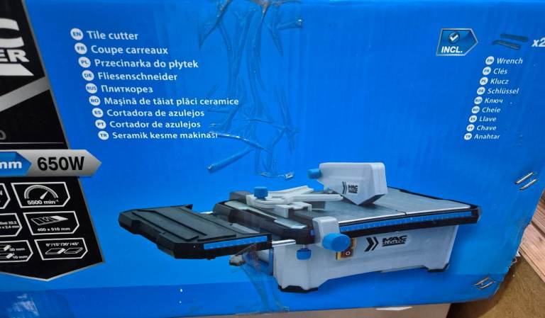Tile cutter