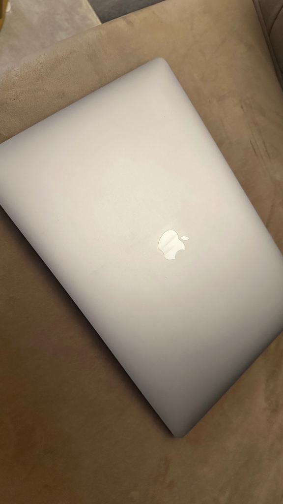 FOR SALE: Apple MacBook Pro 16-inch (2019) — 1TB SSD • Retina Display