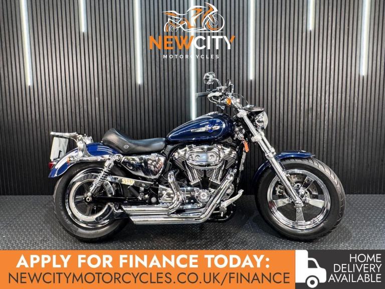 2013 Harley-Davidson Sportster 1200 XL1200C Custom