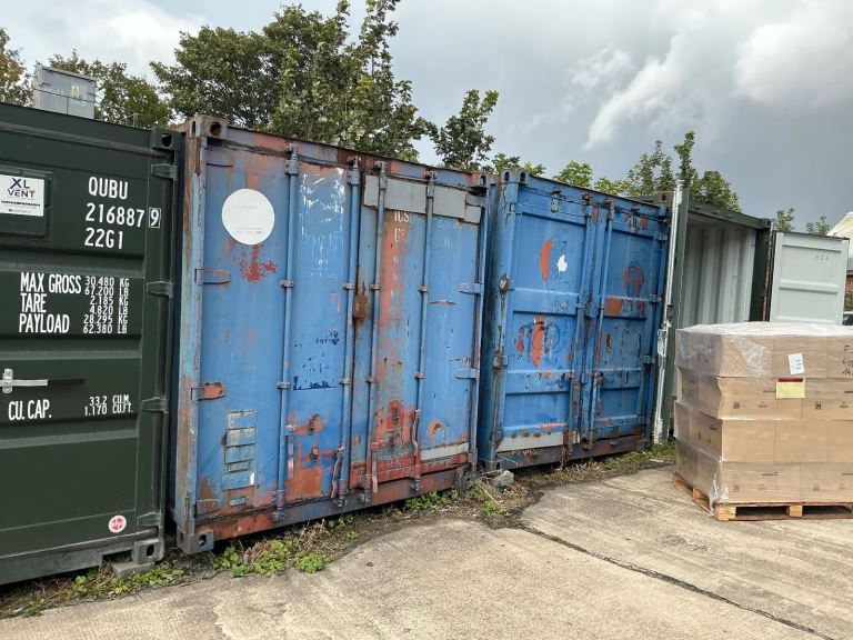 Shipping containers 20ft. x 2