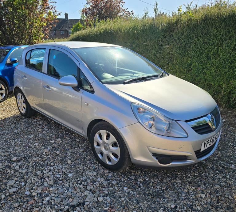 2008 Vauxhall Corsa 1.4i 16V Club 5dr Auto HATCHBACK Petrol Automatic