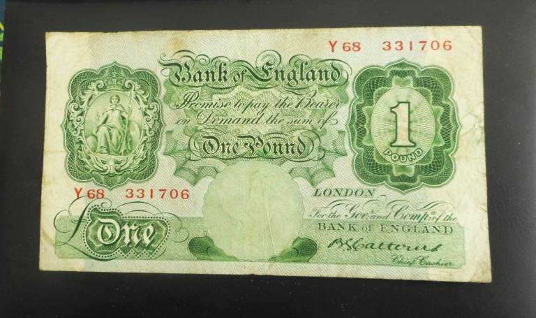 One Pound Banknote, issued 1930, Chief Cashier Basil Catterns