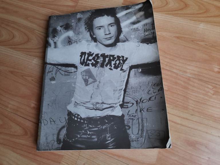 Destroy - sex pistols 1998 book 