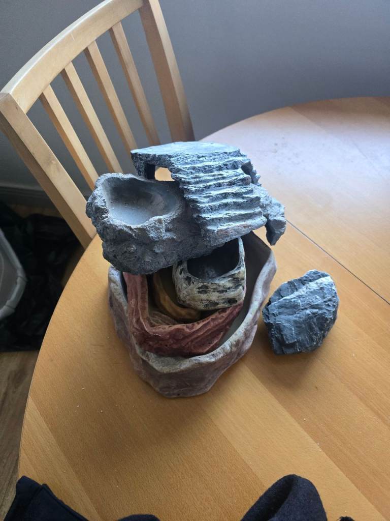 Reptile hides and bowls